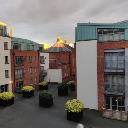 Beauchamp House - 2-Bed 2-Bath Apartment in Coventry City Centre by CovStays