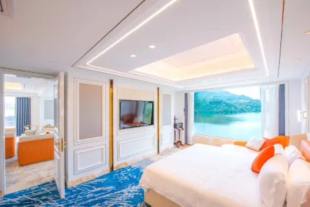 Baihua Resort Hotel