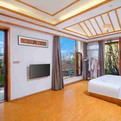 清伴·彩虹裏温泉酒店 Rooms