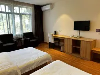 Motuo Shihao Hotel