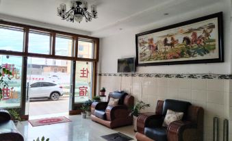 Qujing Return Customer Hotel (Huashan Road Branch)