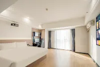 Jianfeng Luxury E-sports Hotel (Shijiazhuang Yuhua Wanda Plaza)2-1802