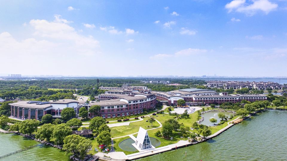 Tongli Lake View Hotel