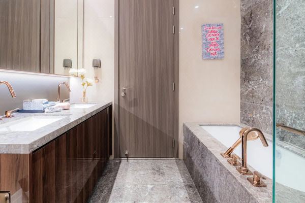Luxury Ho Chi Minh Center(Holiday Luxury Ho Chi Minh Center)_5