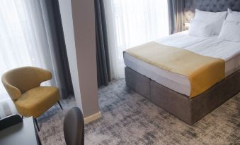 H41 Luxury Suites