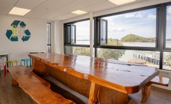 Haka House Bay of Islands (Paihia)