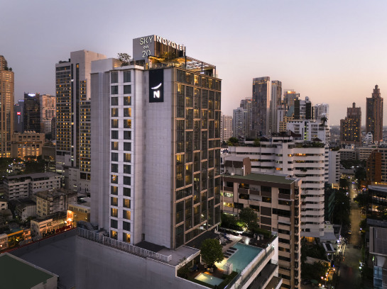Novotel Bangkok Sukhumvit 20 Отели в г. Бангкок
