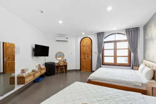 Mai Hotel