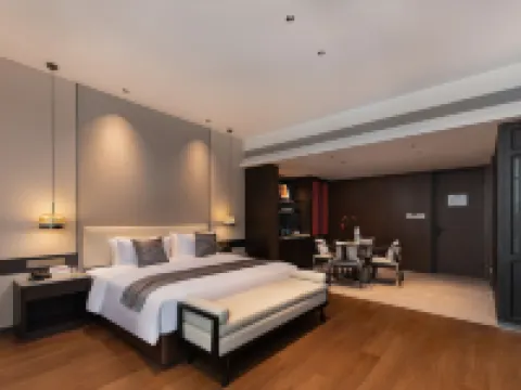 瀘県騰馳ホテル(山水龍城) 瀘県のホテル