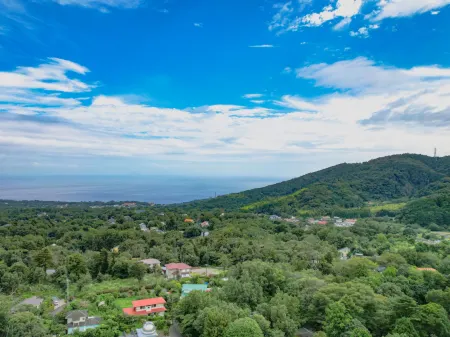 Omuro No Mori Gyokusui -Adult Only- Отели рядом с достопримечательностью «Usami Beach»