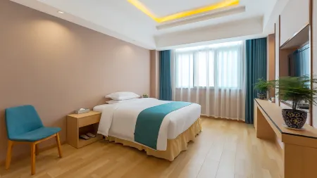 Yongkang Hotel Collection (Ganzi Airport Avenue Luobulin Square Branch)