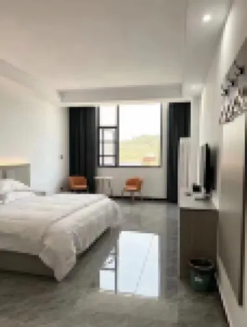 Tongyu Hotel