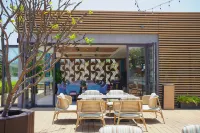 Seascape Villas In Long Beach Cam Ranh - sarapan