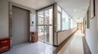 奧萊飯店（眉山東站三蘇祠店） - 2 星級