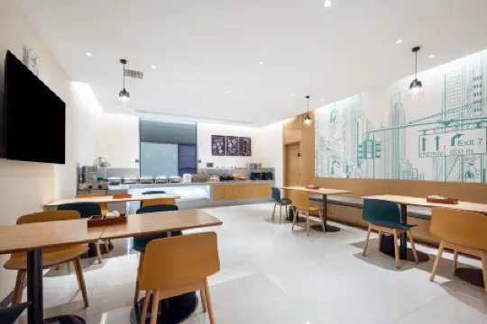 City Convenience Hotel (Huangshi Xingang Tanglihu Commercial Street Store)