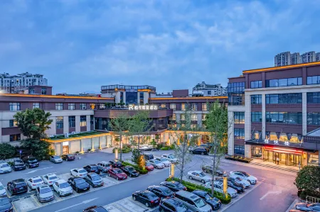 Baixing Rezen Hotel Отели рядом с достопримечательностью «Huju Zoo»