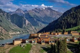 Zhaosu Muzi Taoye Luxury Resort