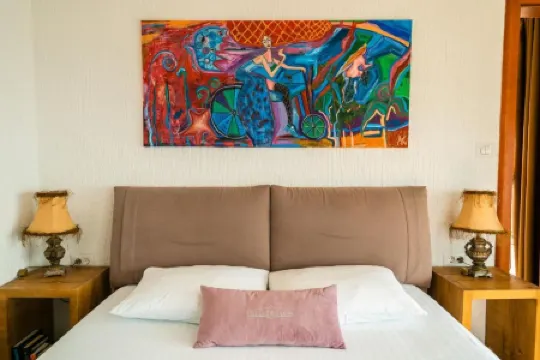 Villa Edelweiss Отели рядом с достопримечательностью «Королевский пляж»