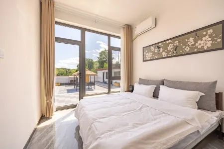 gxxs Отели рядом с достопримечательностью «Rose Garden»