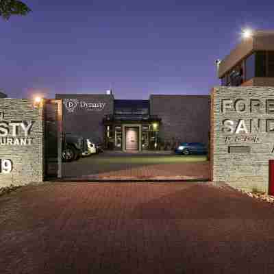 Dynasty Forest Sandown Serviced Apartments Hotel Exterior