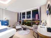 Yitel Collection Hotel (Ningbo Old Bund Sanjiangkou) Hotels near The Old Bund