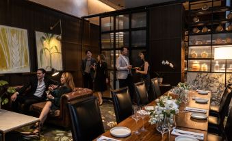 Next Hotel Melbourne, Curio Collection by Hilton