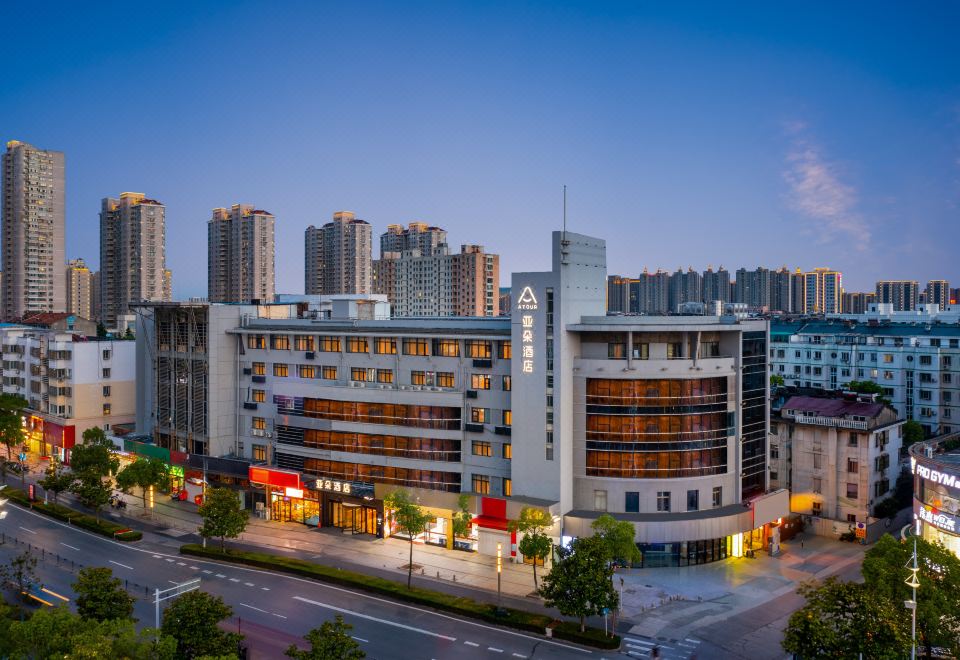 hotel overview picture