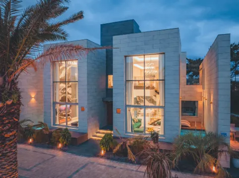 EUDAIMONIA Pool Villa(Hamdeok Beach)