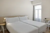 B&B HOTEL Figueira Da Foz Hotels in Figueira da Foz