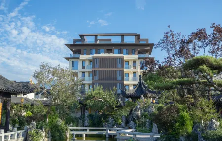 Taibaishan Shanlan Private Hot Spring Homestay Отели рядом с достопримечательностью «Eye of Mount Taibai»