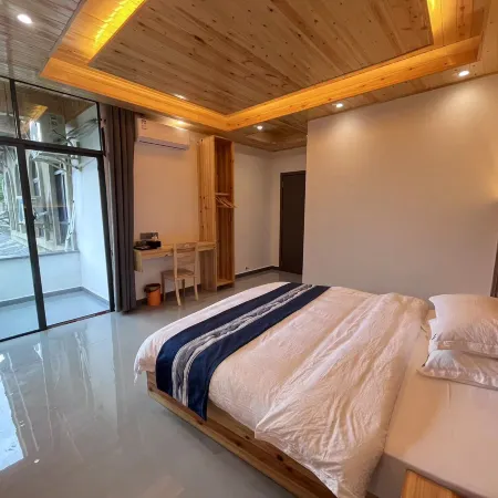 Zengchong Mountain-view Homestay