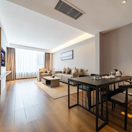 HUA YUE HOTEL