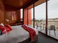 Iron Creek Bay Estate Hotels in Sorell