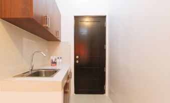 2. RedDoorz..