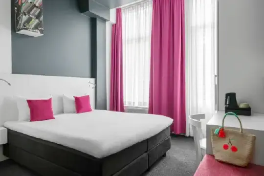 Ibis Styles Amsterdam Amstel Hotels in der Nähe von U-Bahnhof Weesperplein
