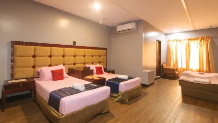 RedDoorz Premium at JjimJBang Hotel Spa