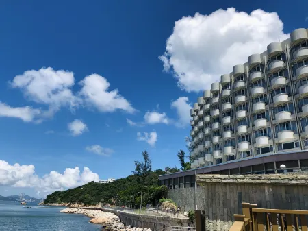 Warwick Hotel Cheung Chau Отели рядом с достопримечательностью «Discovery Bay»