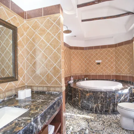 Yilantingshang Homestay (Changhai Hengxinghai)