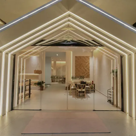 Daxin Mingshi Qiuhe Hotel