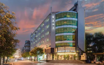 Jiqing Hotel (Kunming Green Lake) Hotel in zona Yuntong Temple