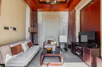 Fuxian Lake Yuehuwan Pool Villa - Villaer