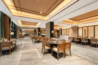 Howard Johnson Hot Springs Plaza Yinghuashan - พร้อมอาหารเช้า