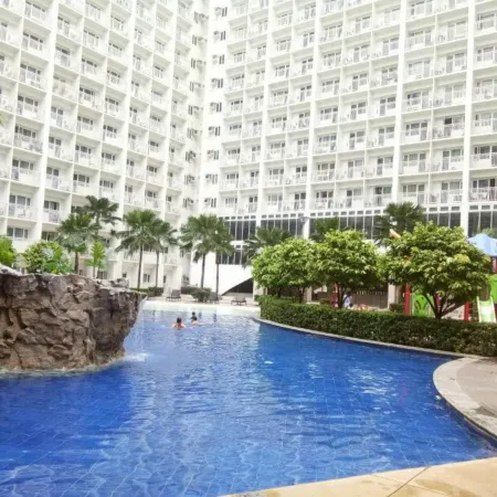 SHORE_Staycation