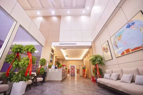 Big Wave Washing Sand·Future Hotel (Jianye Shopping Plaza Store) Hotel di Weihui