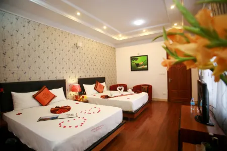 Urban Alley Hotel