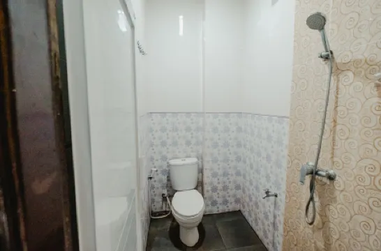 Hotel Mega Dana Отели рядом с достопримечательностью «Mahendradatta University Bali»