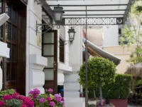 Hera Hotel Hotels near Koukaki