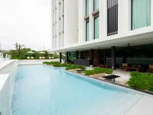 Good Nakhonsawan Hotel