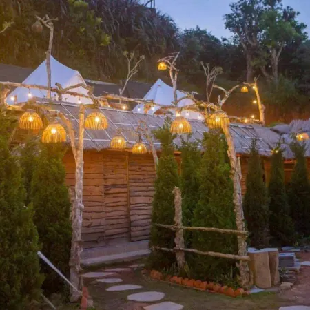 Cloud9 and Cloud View Glamping
