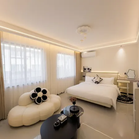 Yujian Apartment